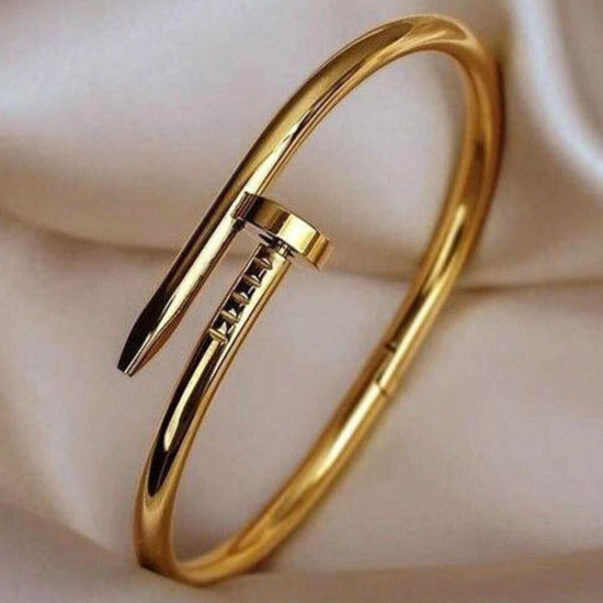 NailAura HandCuff