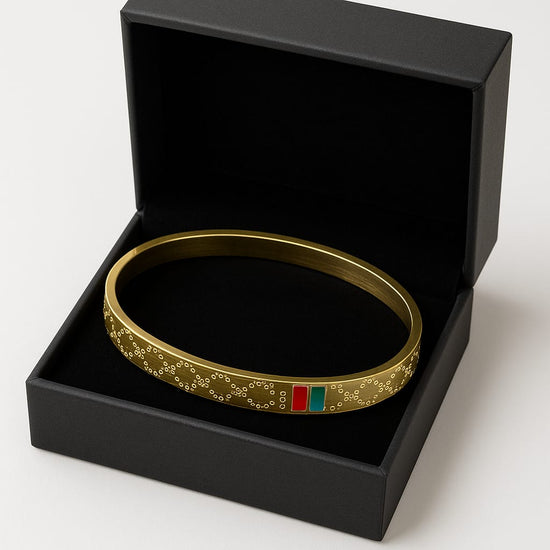Gucci veloura hand cuff