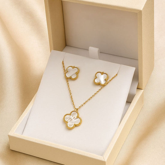 White Clover Pendant Set